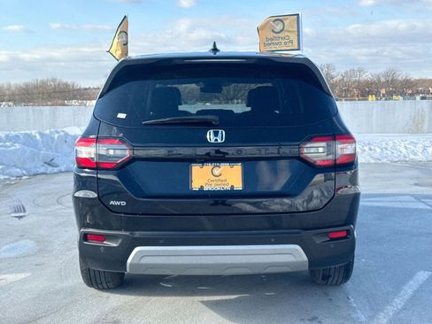 Used 2025 Honda Pilot EX-L image 6