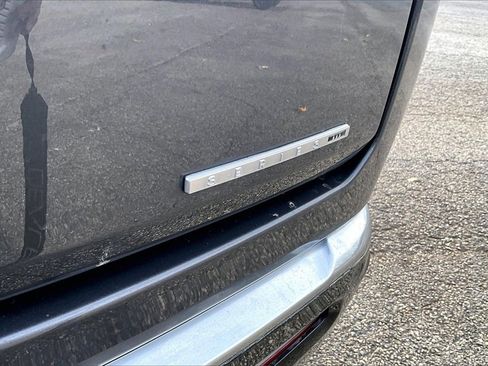 Used 2022 Jeep Wagoneer Series III w/ Convenience Group I image 22