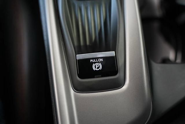Used 2025 Dodge Charger Daytona R/T w/ Quick Order Package 25M R/T AWD/4WD image 36