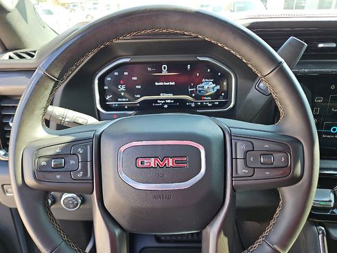 Used 2024 GMC Sierra 2500 AT4 w/ AT4 Premium Plus Package image 15