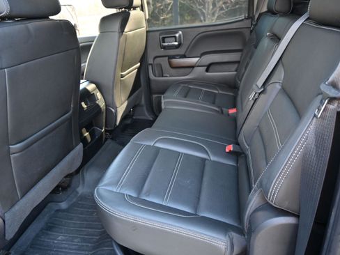 Used 2019 GMC Sierra 3500 Denali w/ Duramax Plus Package image 18