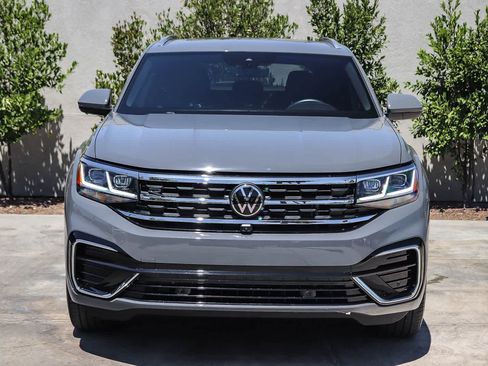 Used 2023 Volkswagen Atlas Cross Sport SEL Premium R-Line AWD/4WD image 2