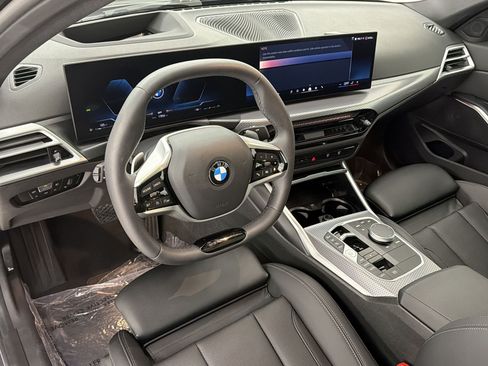 Used 2026 BMW 330i Sedan RWD image 4