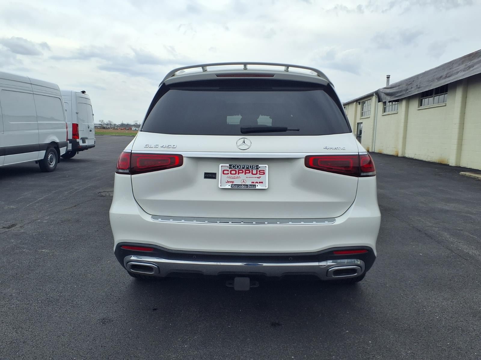 Used 2023 Mercedes-Benz GLS 450 4MATIC image 7