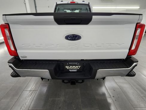 Used 2024 Ford F350 XL w/ FX4 Off-Road Package image 26
