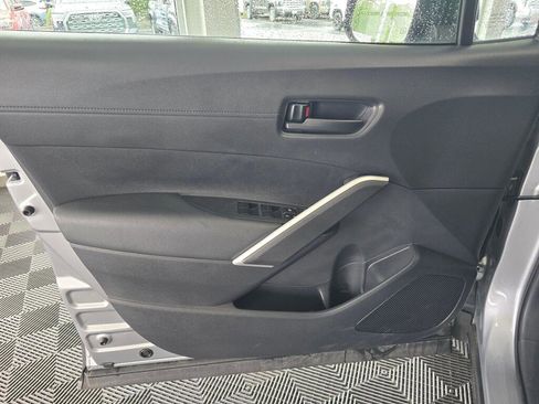 Used 2024 Toyota Corolla Cross AWD Hybrid image 19