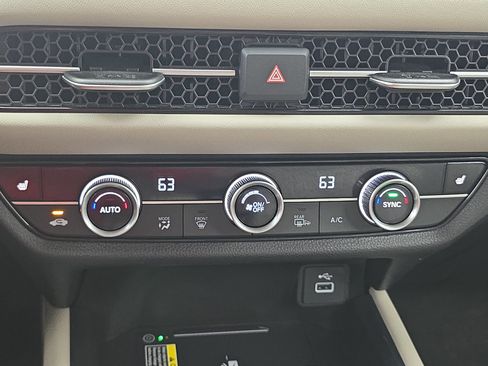 Used 2024 Honda HR-V EX-L image 22