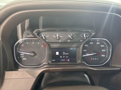 Used 2019 GMC Sierra 1500 SLT w/ SLT Premium Plus Package AWD/4WD image 24