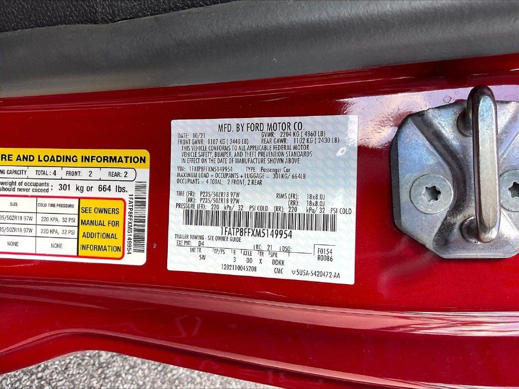 Used 2021 Ford Mustang GT Premium w/ Equipment Group 401A RWD image 6