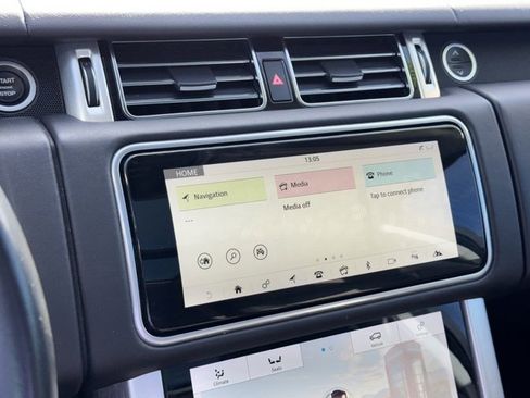 Used 2020 Land Rover Range Rover HSE image 23