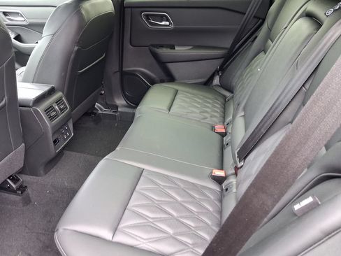 New 2026 Nissan Rogue Platinum w/ Platinum Premium Package AWD/4WD image 8