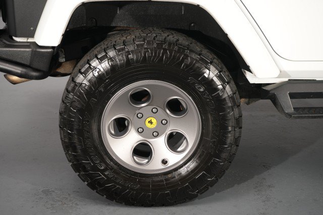 Used 2014 Jeep Wrangler Unlimited Rubicon w/ Connectivity Group AWD/4WD image 52