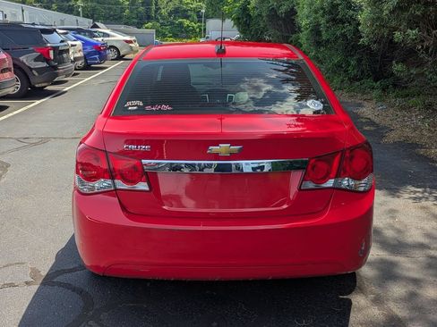 Used 2015 Chevrolet Cruze LS FWD image 3