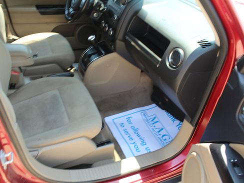 Used 2016 Jeep Patriot Latitude image 23