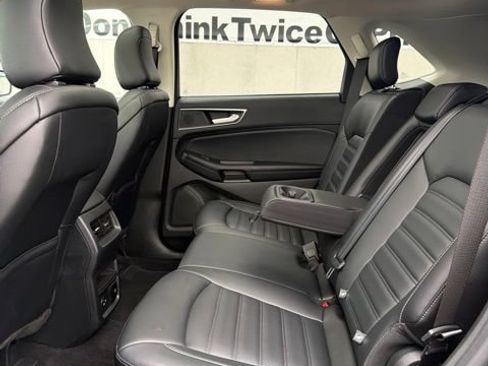 Used 2022 Ford Edge SEL w/ Convenience Package AWD/4WD image 14