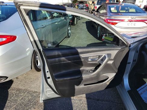 Used 2015 Nissan Altima 2.5 S w/ Special Edition Package image 12