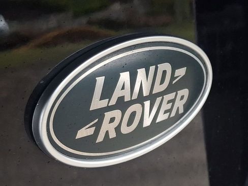 Used 2020 Land Rover Discovery Sport S image 30