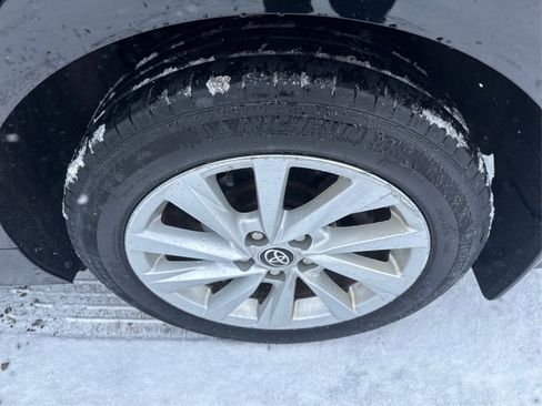 Used 2023 Toyota Camry LE image 21