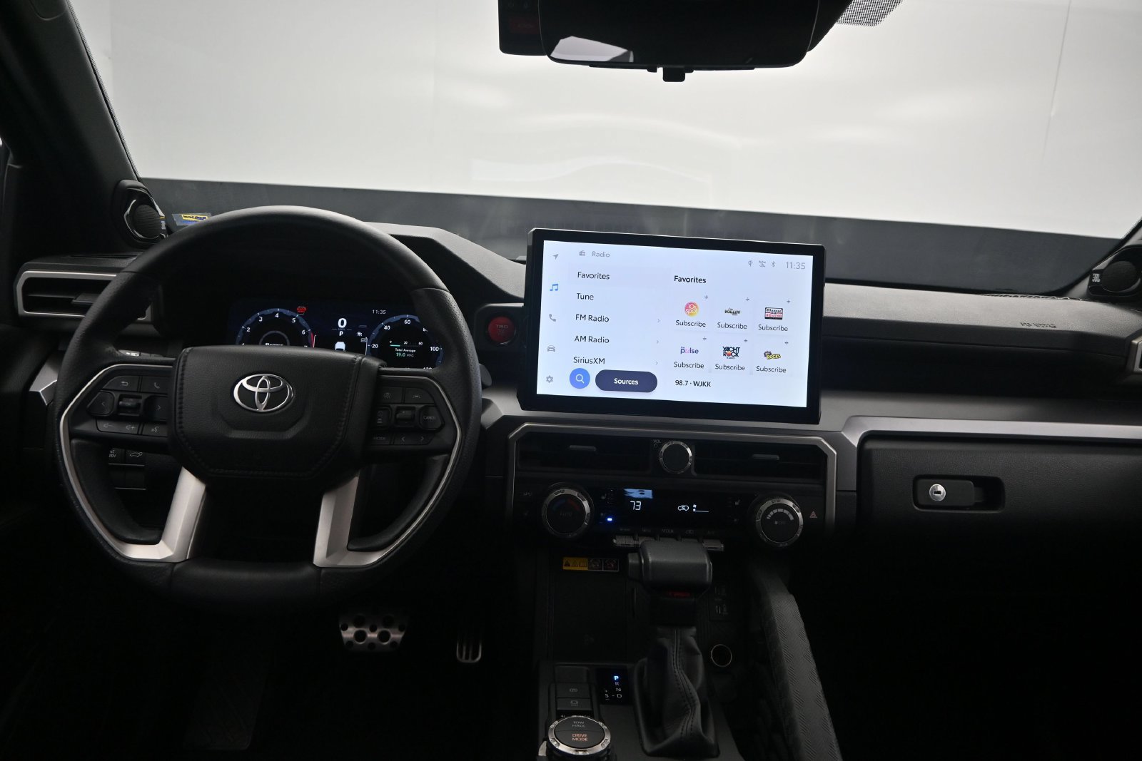 Used 2025 Toyota 4Runner TRD Sport Premium w/ Tow Technology Package AWD/4WD image 19