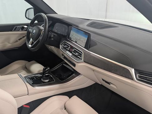 Used 2022 BMW X5 xDrive40i w/ Premium Package AWD/4WD image 19