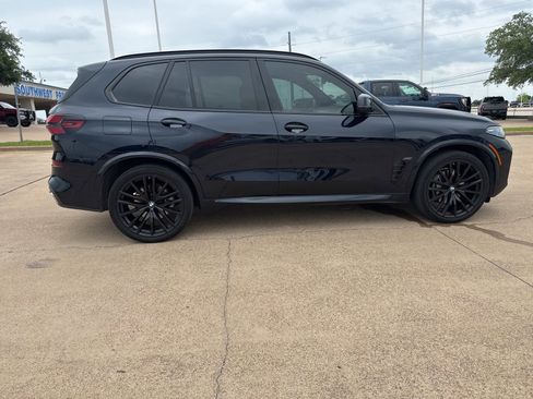 Used 2025 BMW X5 xDrive40i w/ M Sport Package image 8