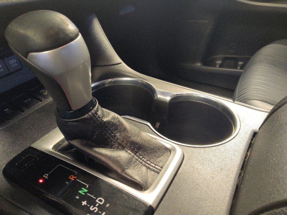 Used 2019 Toyota Highlander Plus AWD/4WD image 26
