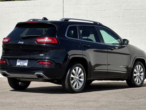 Used 2016 Jeep Cherokee Overland image 7