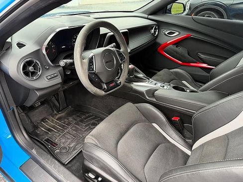 Used 2022 Chevrolet Camaro SS RWD image 12