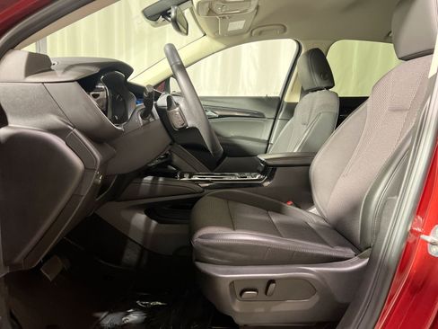 Used 2023 Buick Envision Preferred image 23