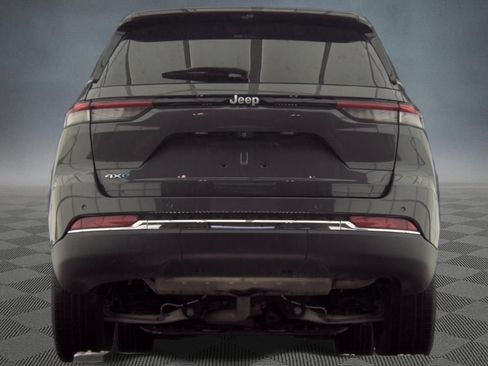 Used 2024 Jeep Grand Cherokee Limited 4xe w/ Luxury Tech Group II AWD/4WD image 4