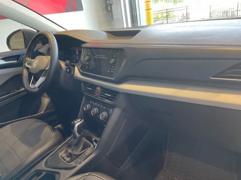 Used 2023 Volkswagen Taos SE FWD image 13