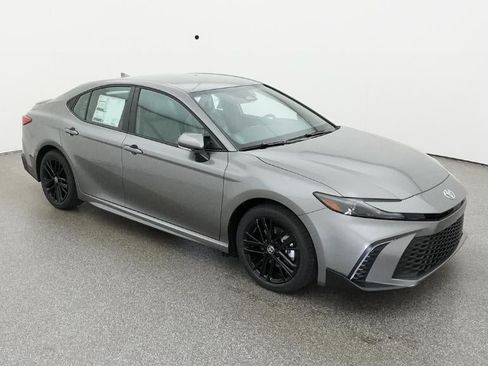 New 2026 Toyota Camry SE FWD image 13