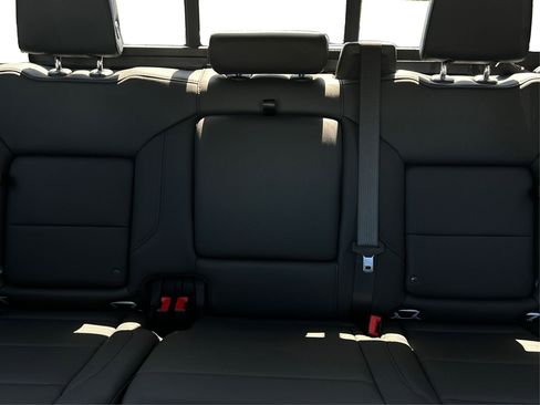 Used 2025 GMC Sierra 1500 Elevation w/ Elevation Premium Package image 19