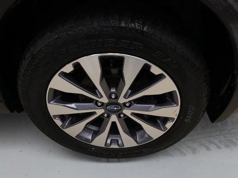 Used 2018 Subaru Outback 3.6R Touring w/ Protection Package #1 AWD/4WD image 19