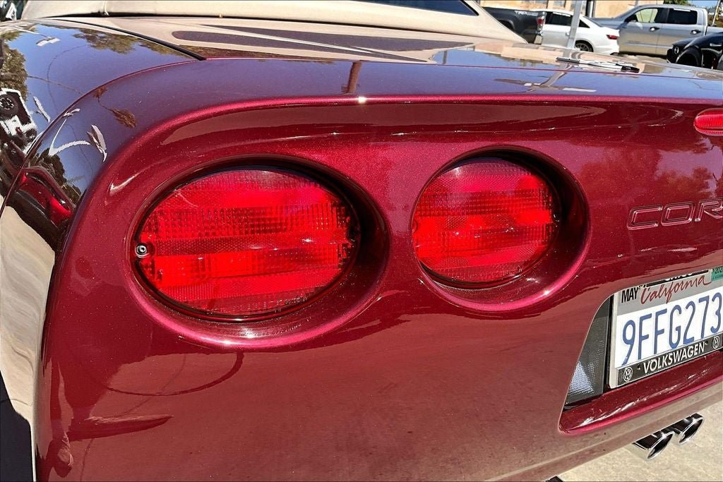 Used 2003 Chevrolet Corvette Convertible w/ Preferred Equipment Group1 RWD image 27