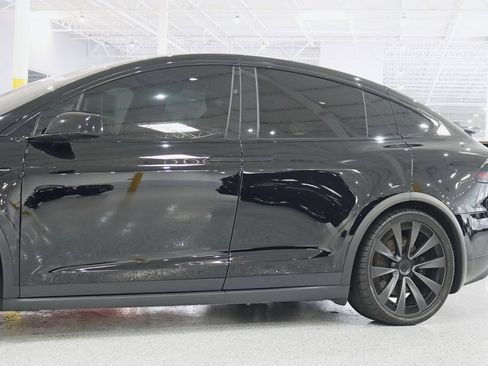 Used 2022 Tesla Model X Plaid AWD/4WD image 4