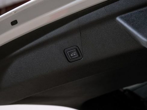 Used 2026 GMC Yukon XL Denali Ultimate AWD/4WD image 80