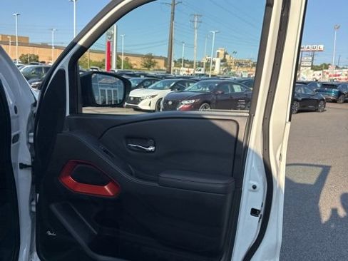 Certified 2023 Nissan Frontier PRO-4X w/ Pro Convenience Package image 15