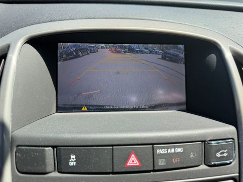 Used 2016 Buick Verano Leather w/ Experience Buick Package FWD image 23