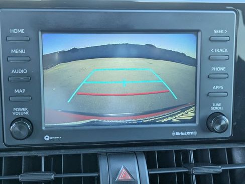 Used 2021 Toyota RAV4 XLE w/ Carpet Mat Package (TMS) FWD image 28