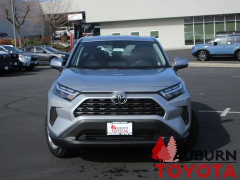 New 2025 Toyota RAV4 LE image 14