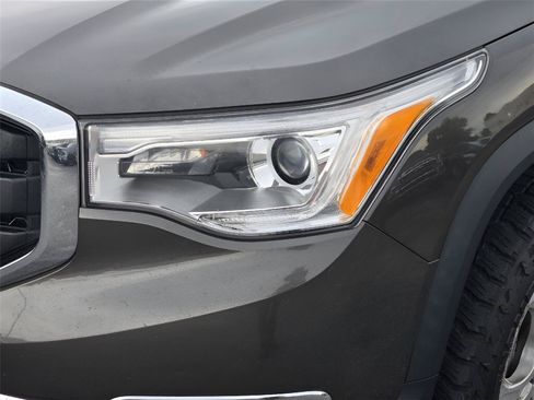 Used 2019 GMC Acadia SLE FWD image 10