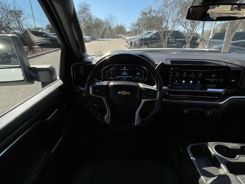 Used 2024 Chevrolet Silverado 2500 LT w/ Texas Edition image 11