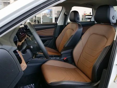 New 2026 Volkswagen Jetta SEL image 10