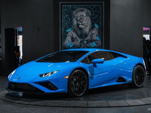 Used 2021 Lamborghini Huracan EVO RWD image 1