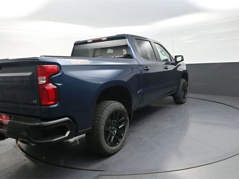 Used 2021 Chevrolet Silverado 1500 LT Trail Boss w/ Bed Protection Package image 7