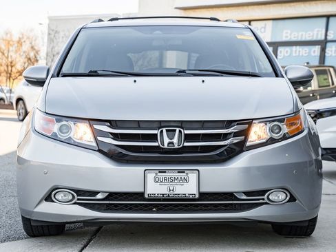 Used 2017 Honda Odyssey Touring Elite image 2