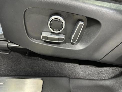 Used 2022 Land Rover Discovery Sport S R-Dynamic image 28