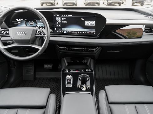 Used 2025 Audi Q6 e-tron Premium Plus w/ Premium Plus AWD/4WD image 8