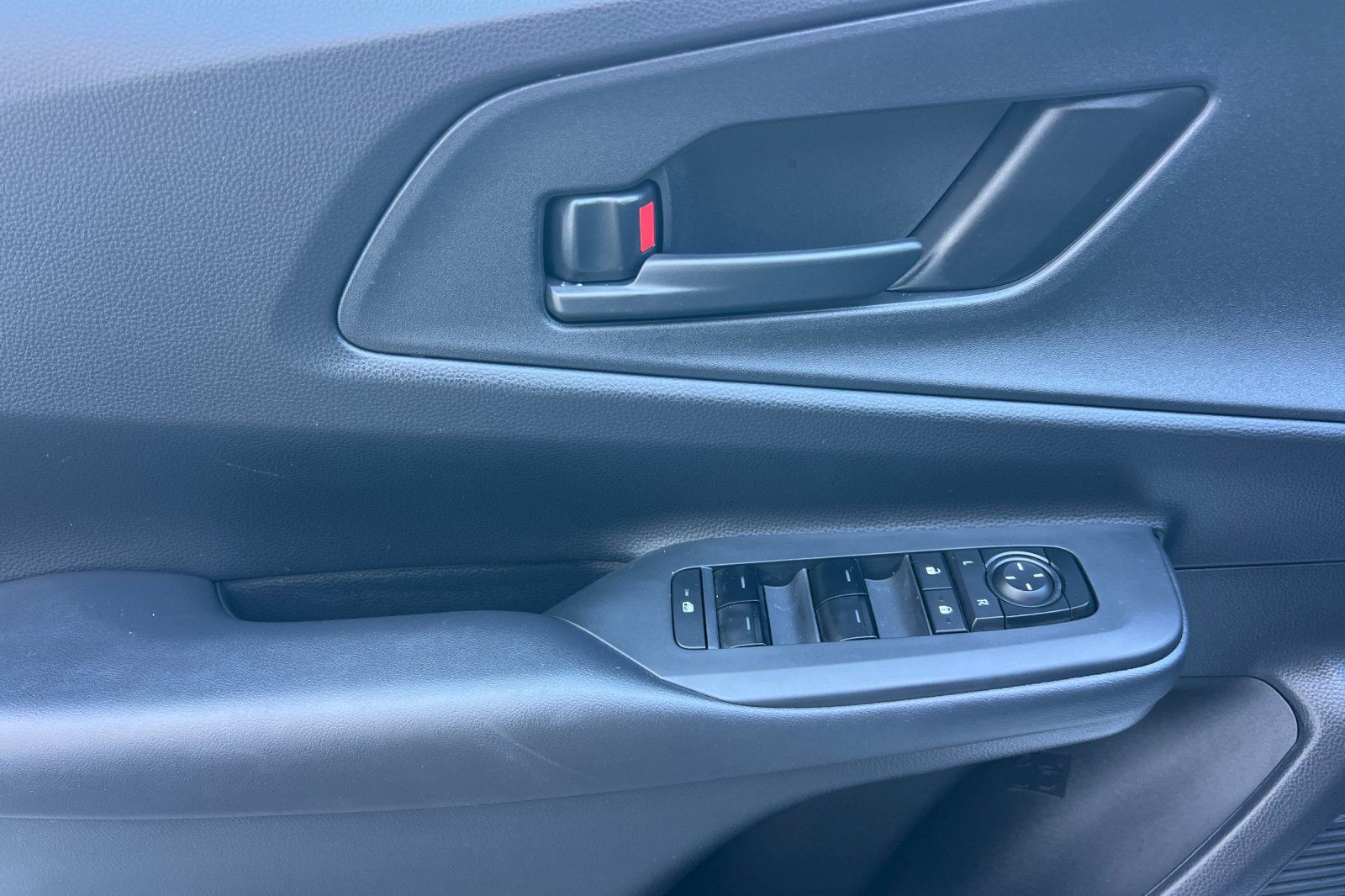 Certified 2026 Toyota Prius Plug-In Hybrid FWD image 11